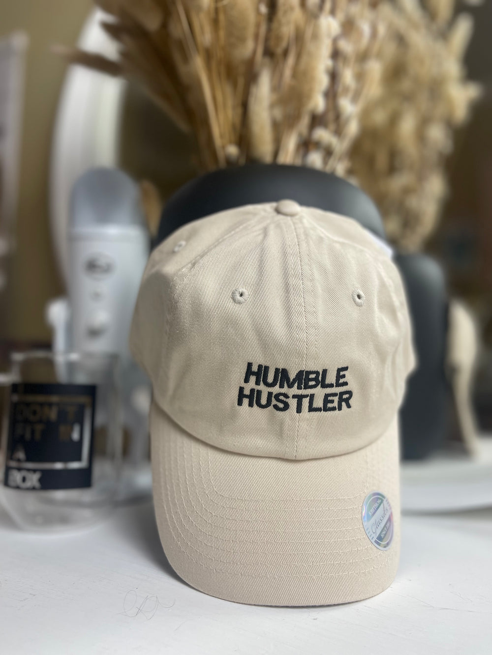 Humble Hustler Hat Beige